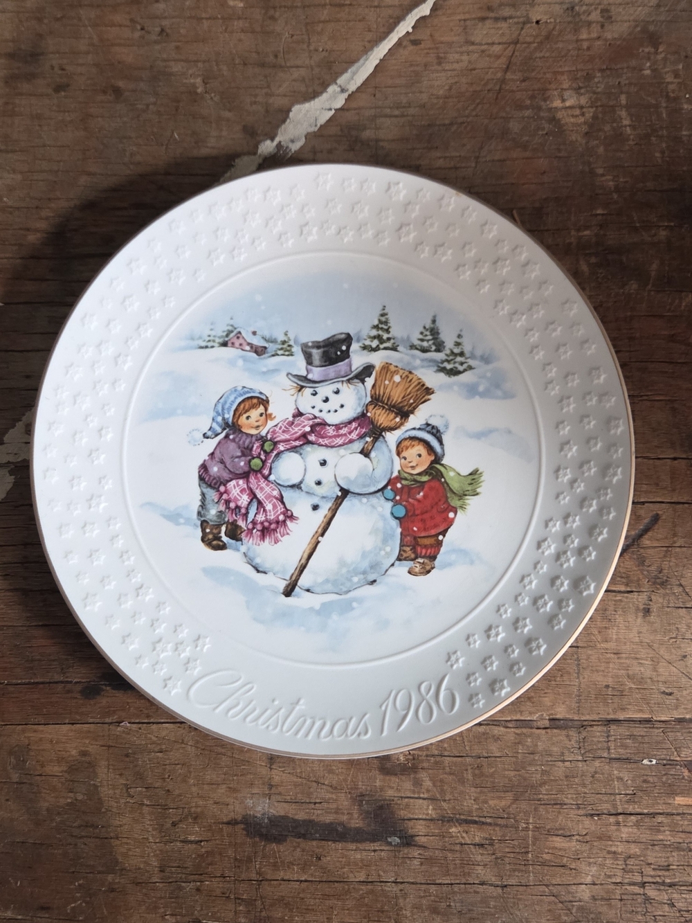Christmas Snowman Decorative Plate - White